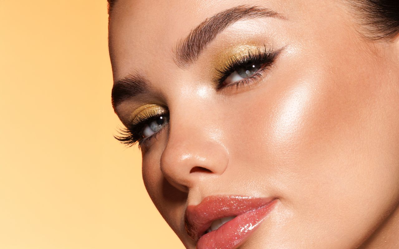 Shine Bright Illuminateur de Teint Fluide - PUPA Milano